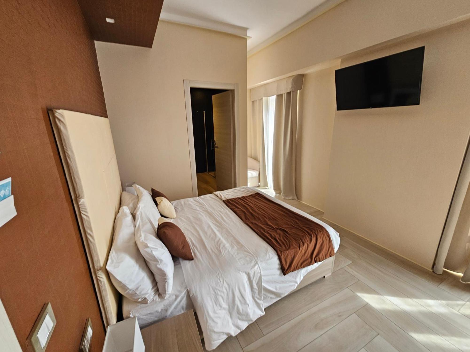 Astoria Boutique Suites Lecce Ngoại thất bức ảnh